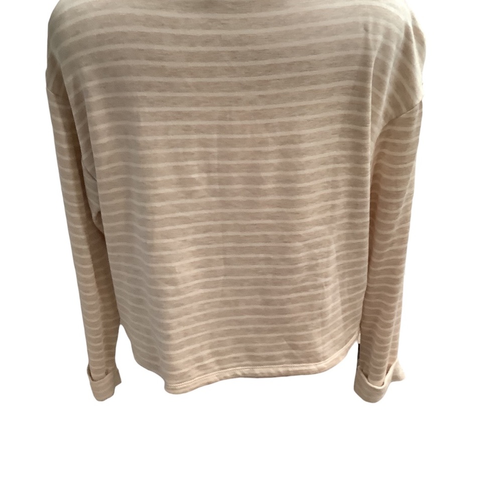 Lush Women’s long sleeve, stripped top. NWOT Size L - Picture 3 of 4